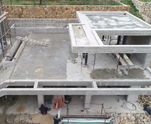 Stone cladding installation — Bkassine Jazzine Group Four